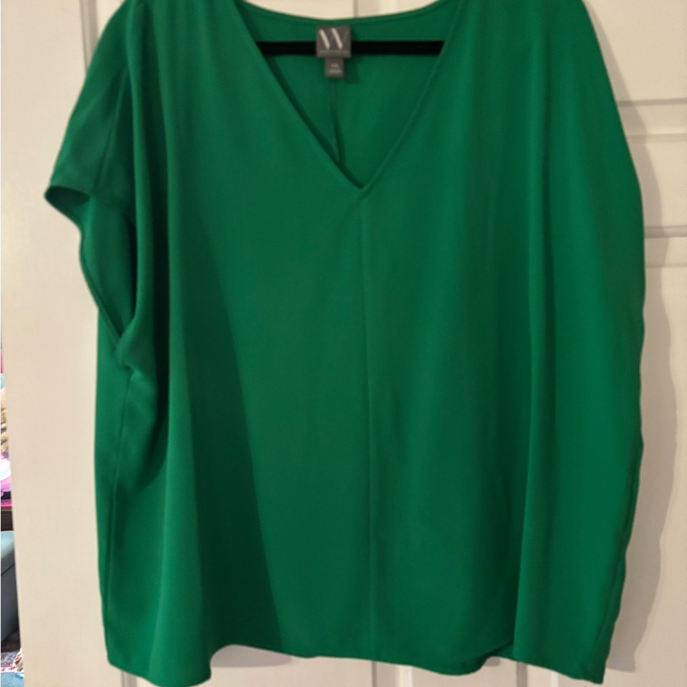 Worthington Vibrant Green V-Neck Blouse